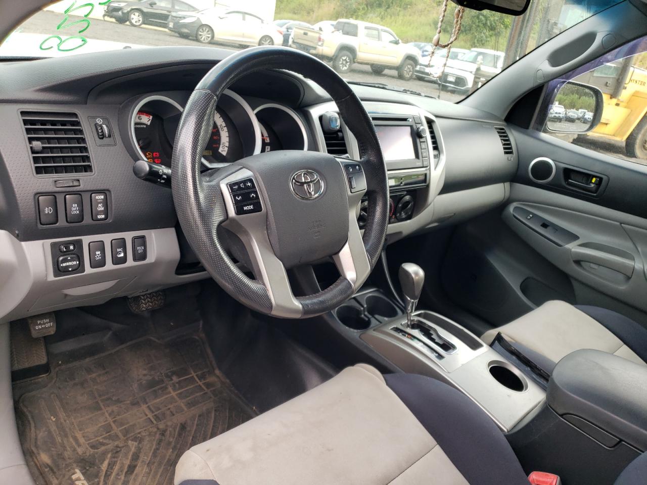 2013 Toyota Tacoma VIN 3TMLU4EN9DM105166 Copart auction photo, frame damage damage thumbnail 8