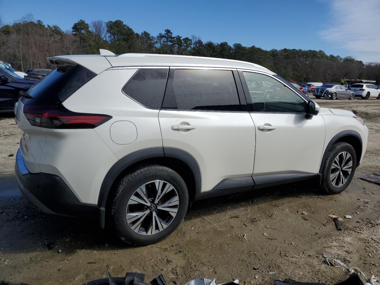 2021 Nissan Rogue VIN 5N1AT3BB0MC711953 Copart auction photo, front end / side damage thumbnail 3