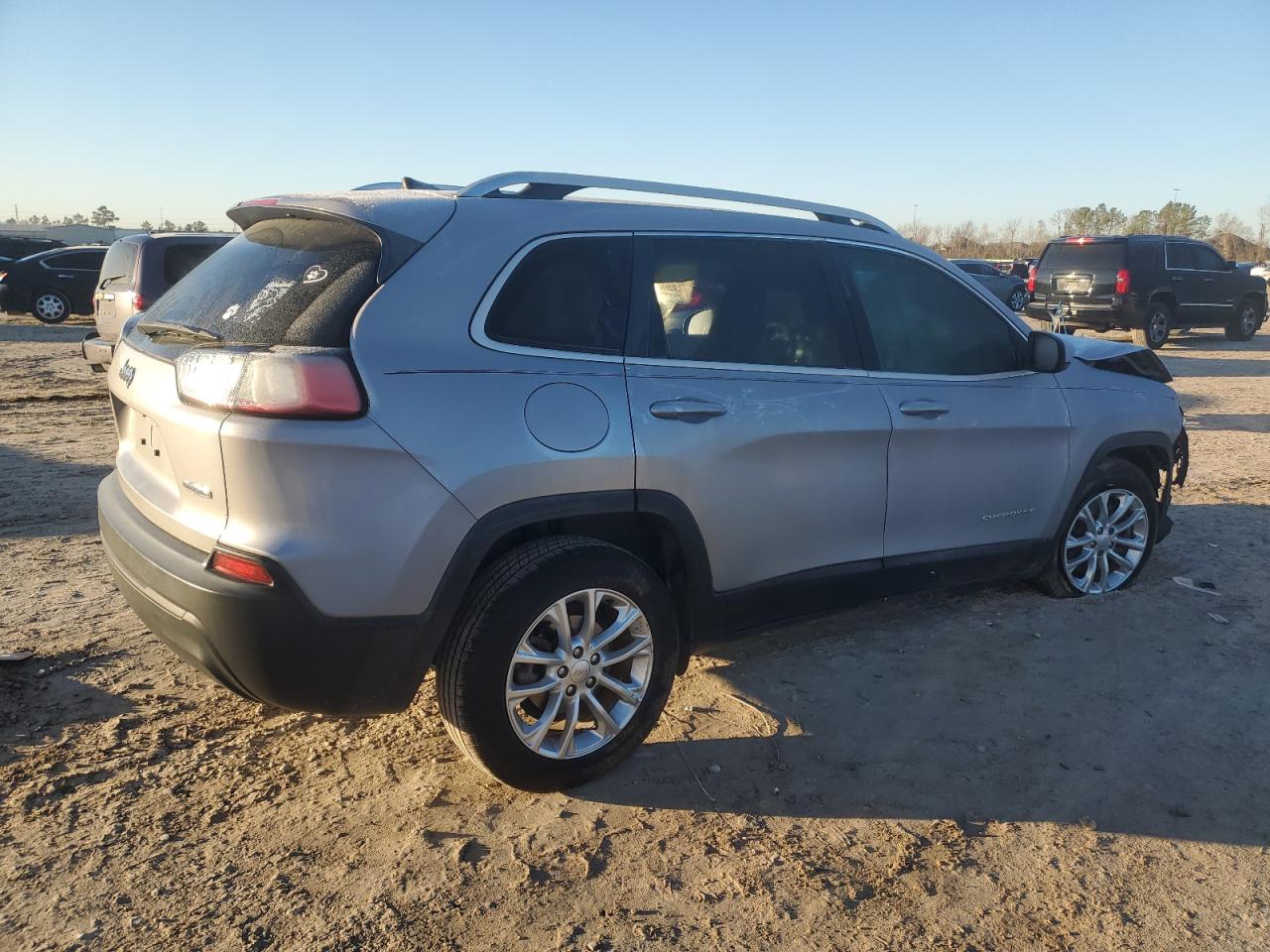 2019 Jeep Grand Cherokee VIN 1C4PJLCB4KD339978 Copart auction photo, side / front end damage thumbnail 3
