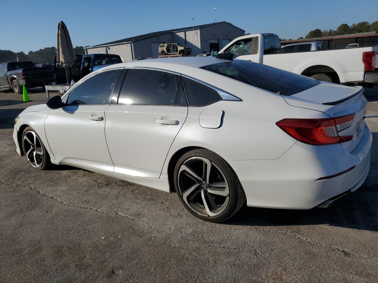 2021 Honda Accord VIN 1HGCV2F32MA016777 Copart auction photo, minor dent/scratches damage thumbnail 2