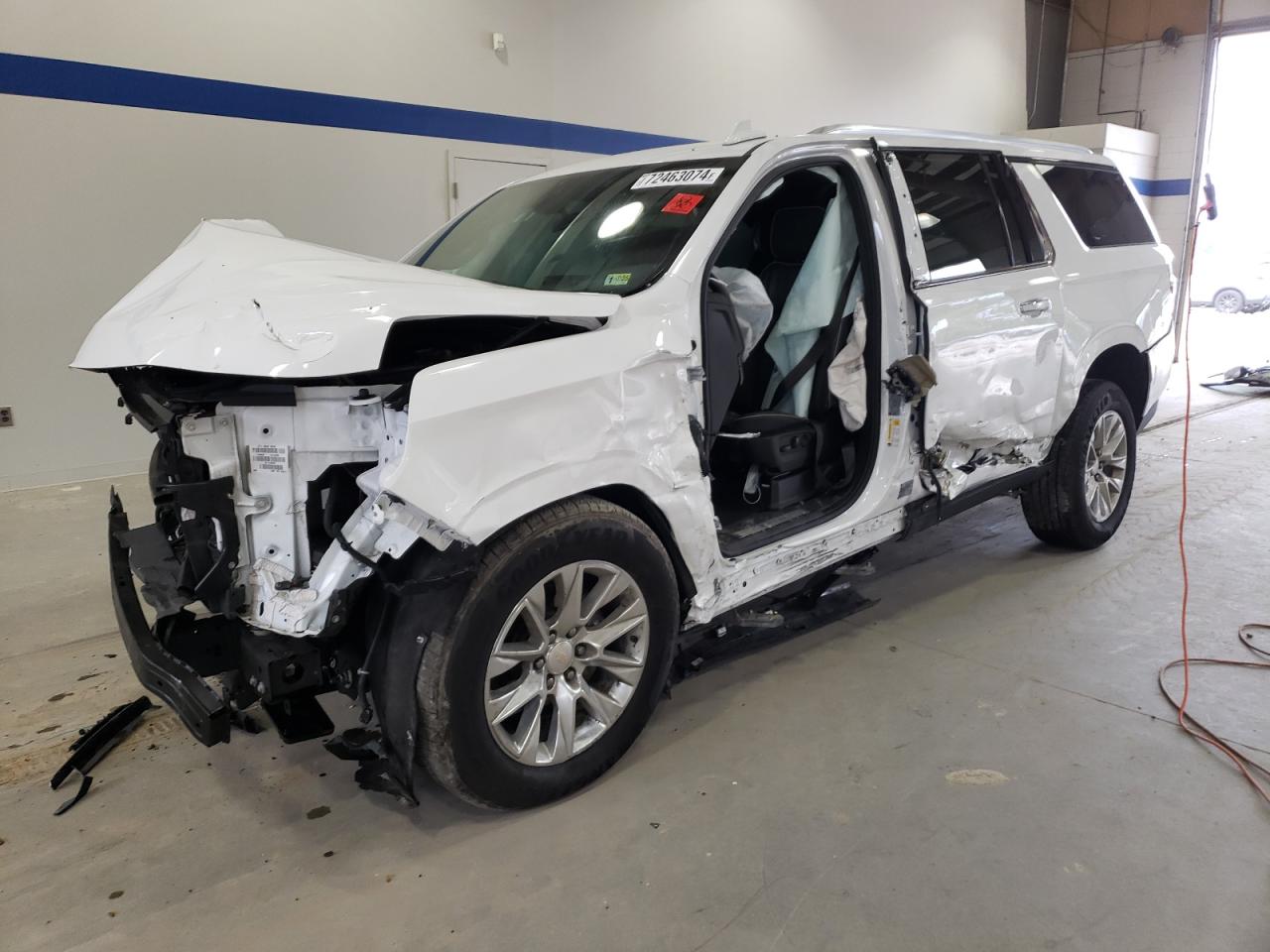 2022 Chevrolet Suburban VIN 1GNSKFKD5NR209251