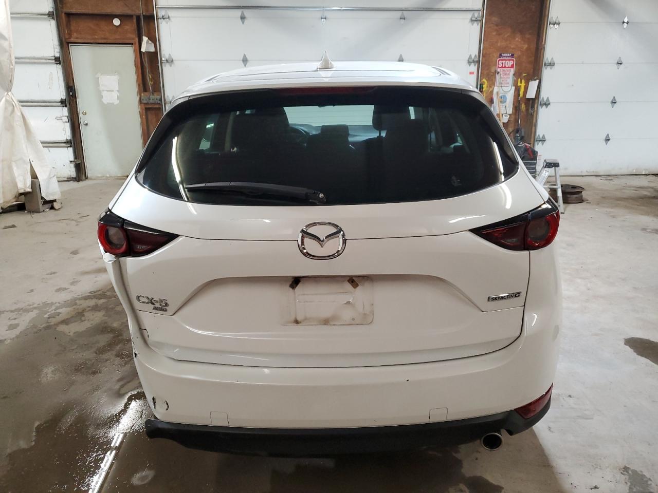 2020 Mazda CX-5 VIN JM3KFBBM8L0822110 Copart auction photo, all over damage thumbnail 6