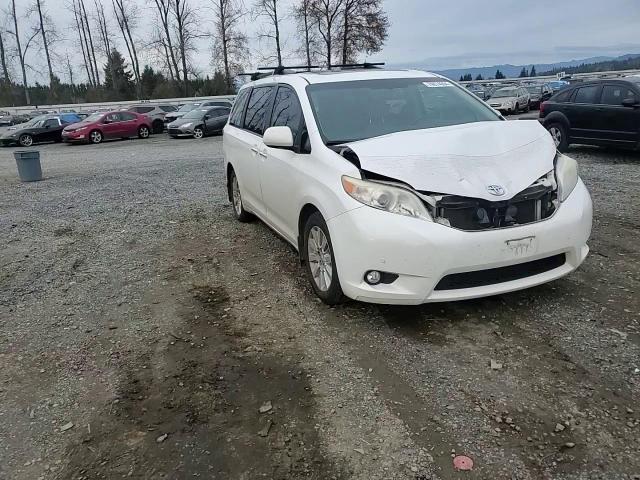 2012 Toyota Sienna VIN 5TDDK3DC2CS038039 Copart auction photo, front end damage thumbnail 10