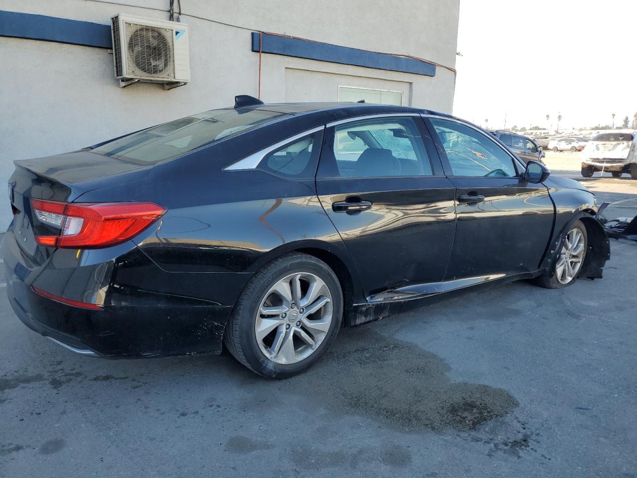 2019 Honda Accord VIN 1HGCV1F16KA137639 Copart auction photo, rollover damage thumbnail 3
