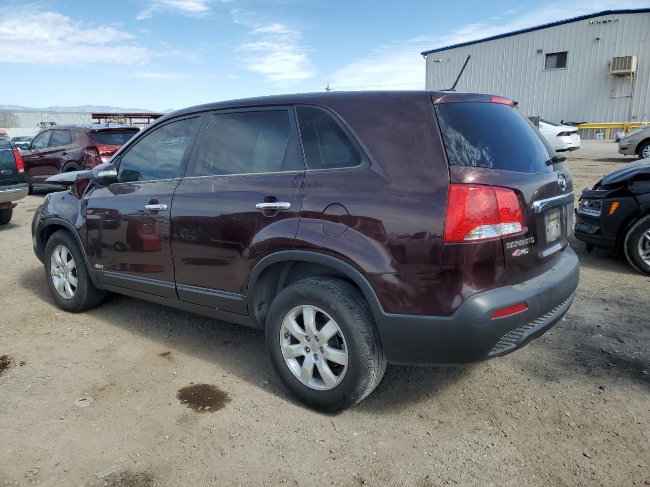 2011 KIA Sorento VIN 5XYKTCA18BG059061 Copart auction photo, front end / side damage thumbnail 2