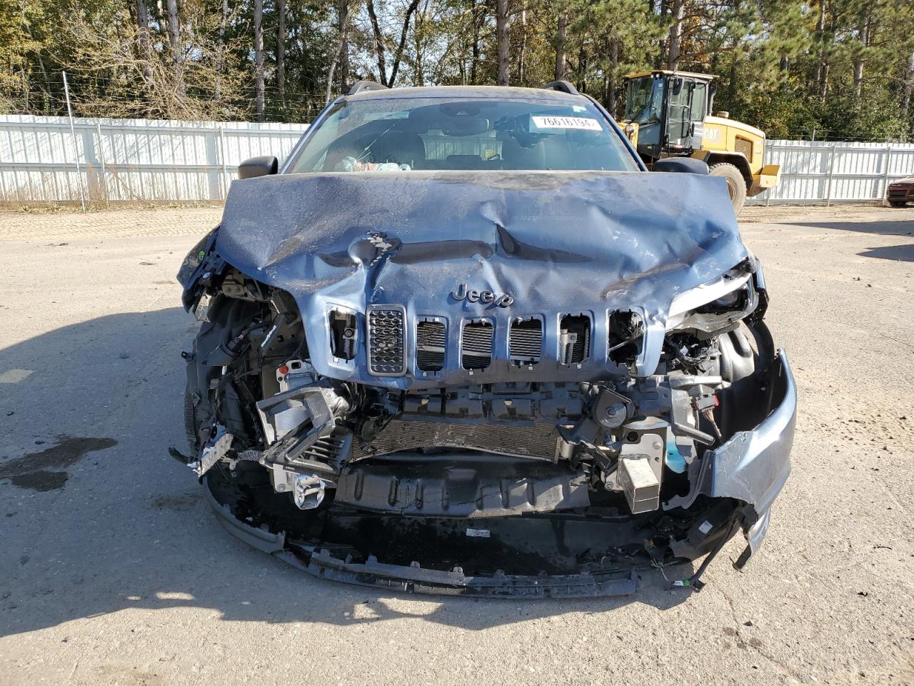 2021 Jeep Grand Cherokee VIN 1C4PJMMXXMD222005 Copart auction photo, front end / side damage thumbnail 5