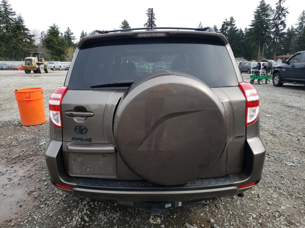 2011 Toyota RAV 4 VIN 2T3DF4DV6BW108876 Copart auction photo, top/roof damage thumbnail 6