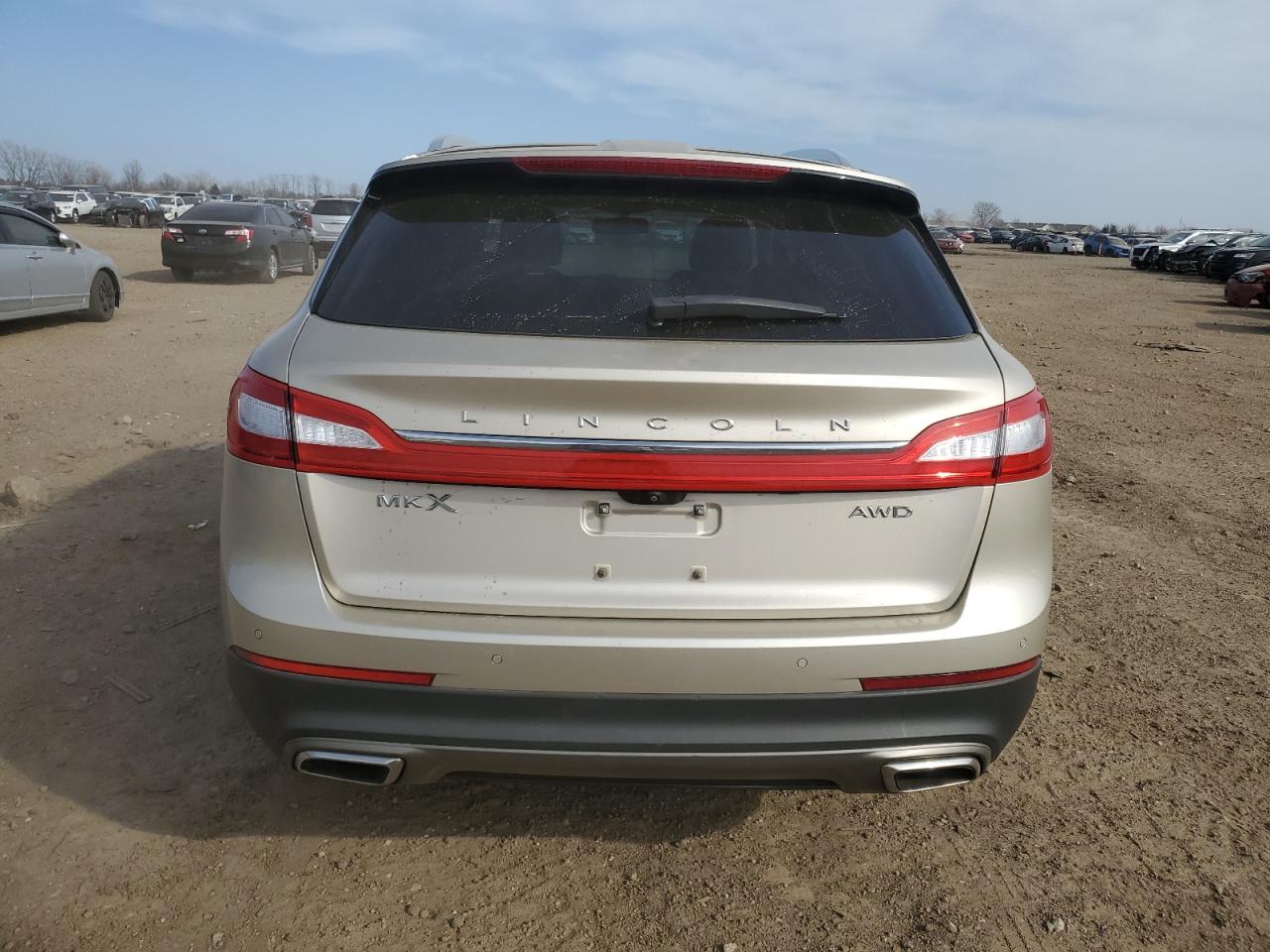 2017 Lincoln MKX VIN 2LMPJ8KR5HBL45766 Copart auction photo, front end damage thumbnail 6