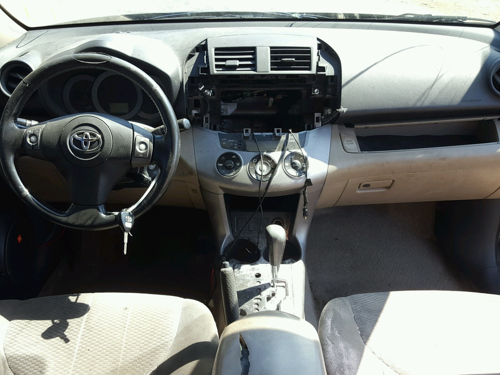 2007 Toyota RAV 4 VIN JTMBD31V576031650 Copart auction photo, front end / rear end damage thumbnail 9