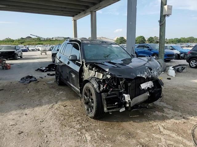2024 BMW X7 VIN 5UX23EM09R9T85217 Copart auction photo, front end / side damage thumbnail 15