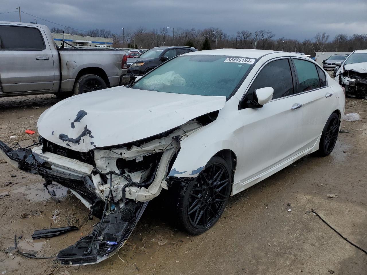 2017 Honda Accord VIN 1HGCR2F5XHA155065