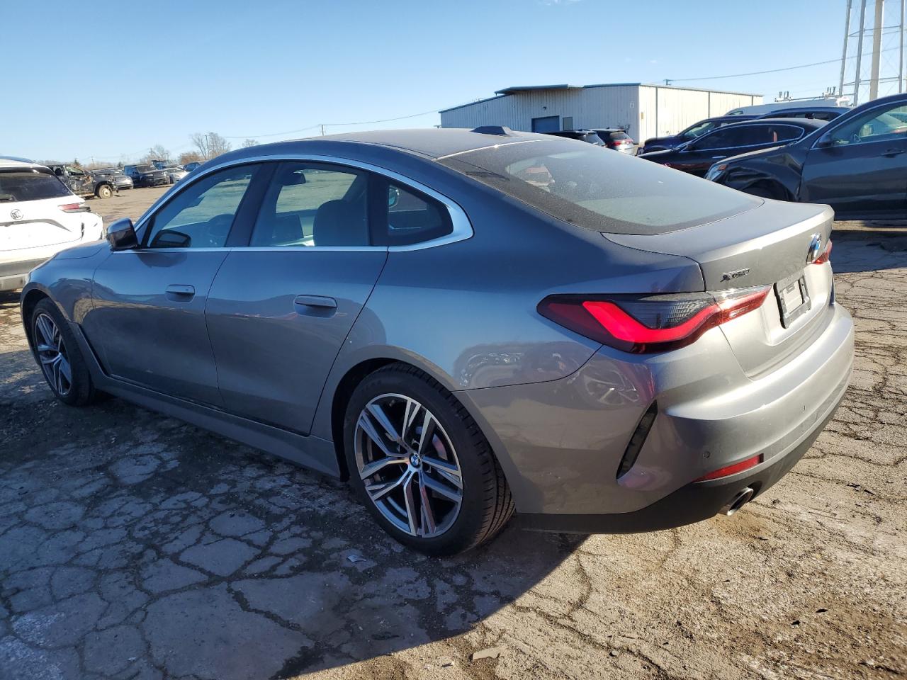 2024 BMW 4er VIN WBA73AV08RFT32084 Copart auction photo, hail damage thumbnail 2
