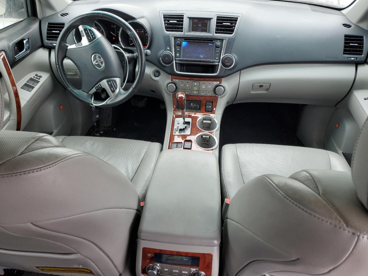 2013 Toyota Highlander VIN 5TDYK3EH9DS111534 Copart auction photo, minor dent/scratches damage thumbnail 8