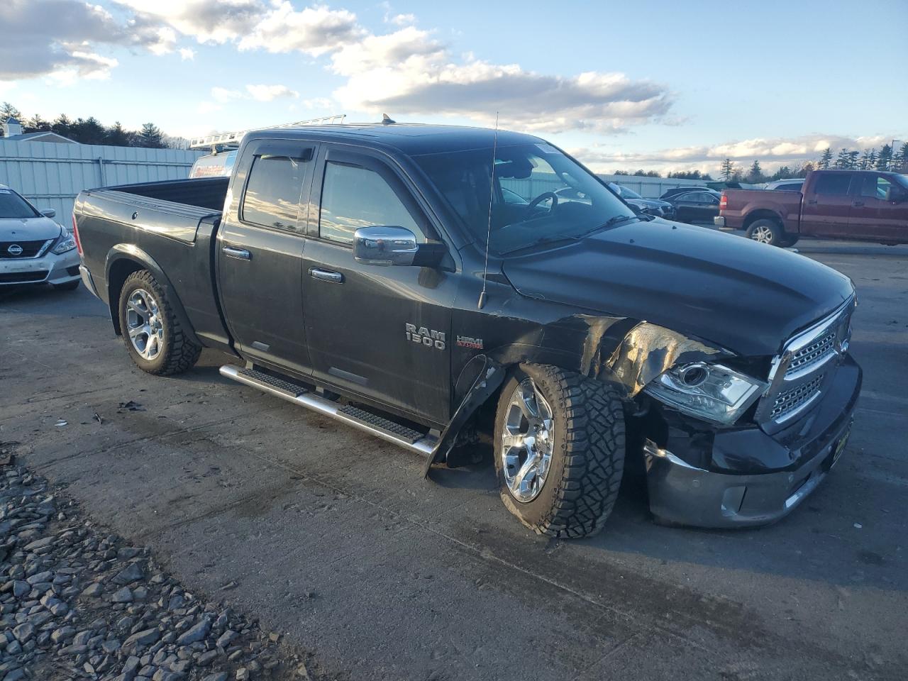 2017 RAM 1500 VIN 1C6RR7JT2HS739540 Copart auction photo, front end damage thumbnail 4