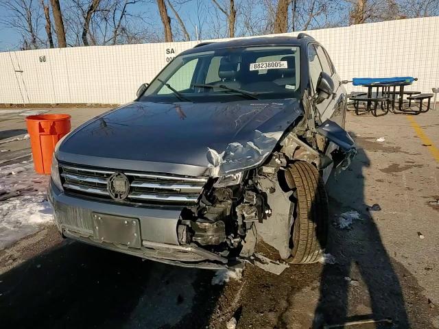 2018 Volkswagen Tiguan VIN 3VV3B7AX7JM000931 Copart auction photo, front end damage thumbnail 11