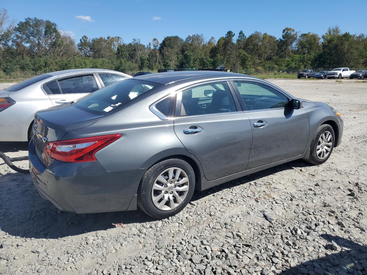 2017 Nissan Altima VIN 1N4AL3AP8HN324536 Copart auction photo, rear end / side damage thumbnail 3