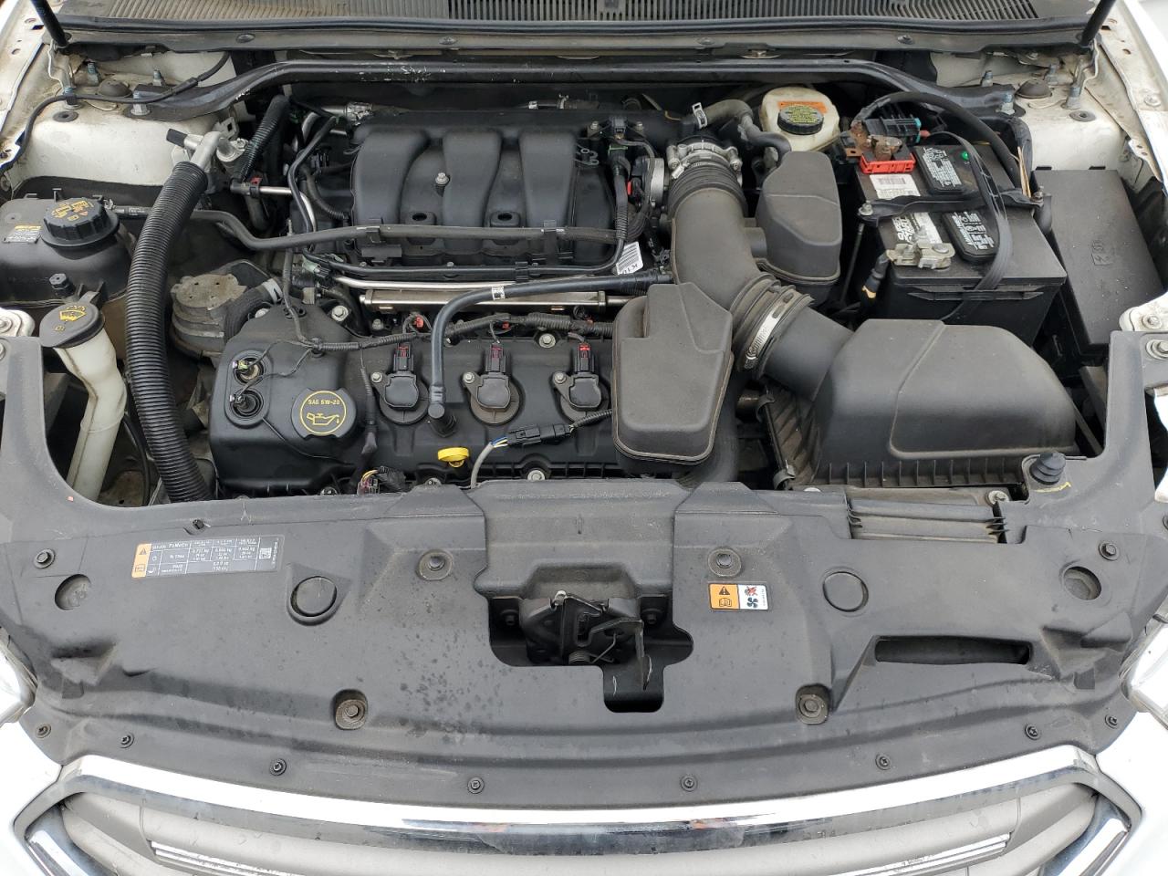 2016 Ford Taurus VIN 1FAHP2E85GG136592 Copart auction photo, vandalism damage thumbnail 11