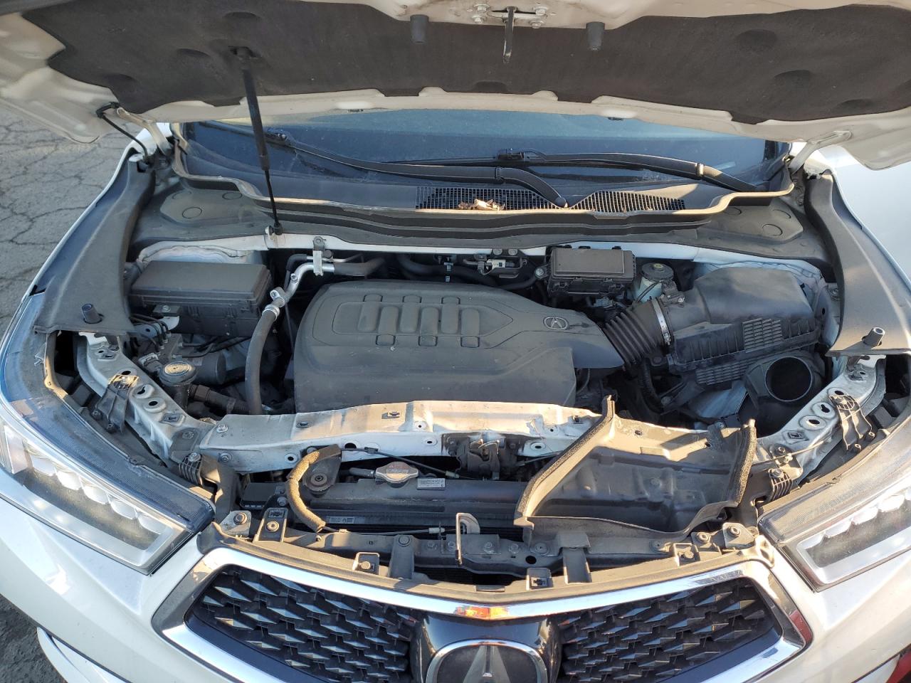 2017 Acura MDX VIN 5J8YD4H50HL000722 Copart auction photo, normal wear damage thumbnail 12