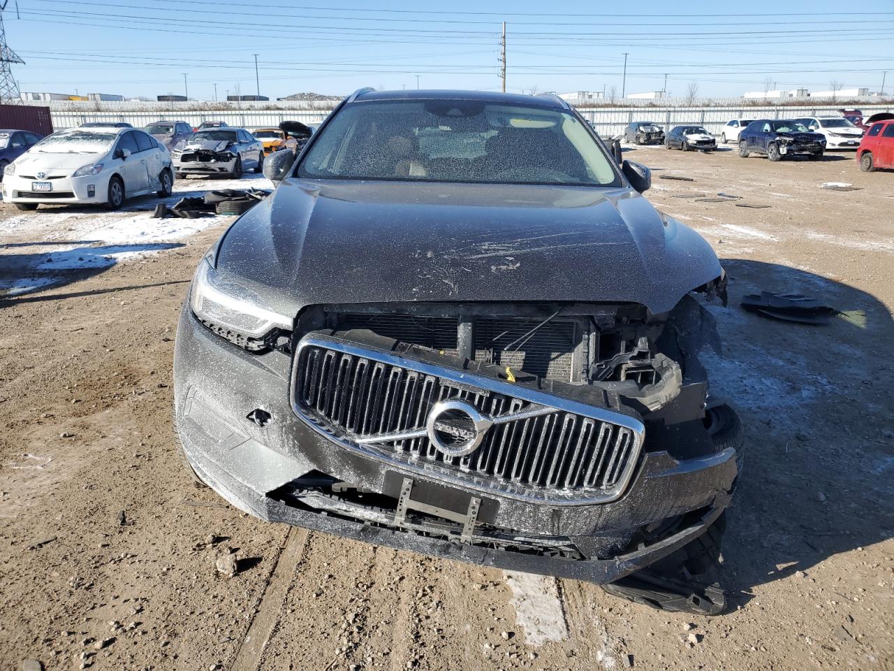 2018 Volvo XC60 VIN YV4A22RK8J1084656 Copart auction photo, front end / rear end damage thumbnail 5