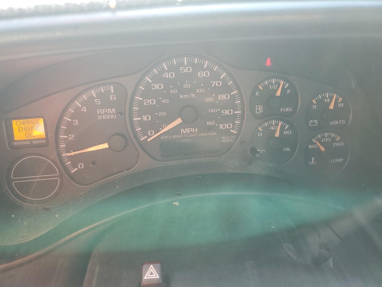 2002 Chevrolet Avalanche VIN 3GNEC13T22G110904 Copart auction photo, all over damage thumbnail 9