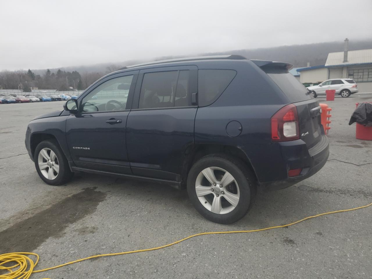 2016 Jeep Compass VIN 1C4NJDBB0GD712830 Copart auction photo, front end / undercarriage damage thumbnail 2