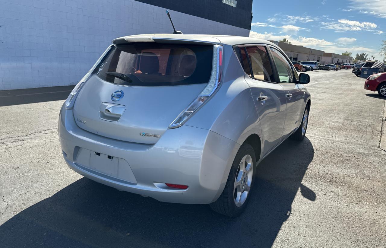 2012 Nissan Leaf VIN JN1AZ0CP2CT019643 Copart auction photo, minor dent/scratches / normal wear damage thumbnail 4
