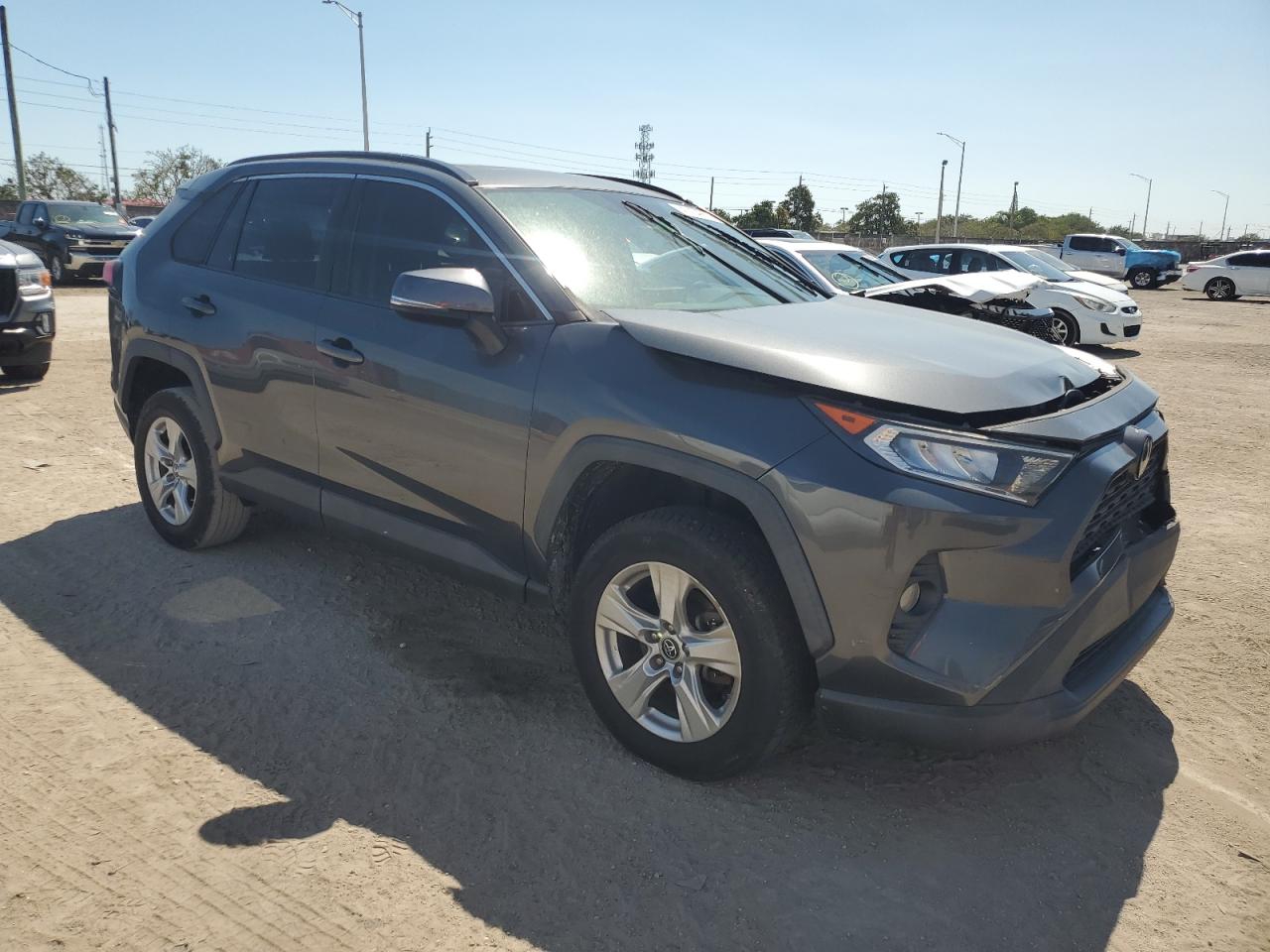 2019 Toyota RAV 4 VIN 2T3W1RFV9KC005289 Copart auction photo, front end damage thumbnail 4