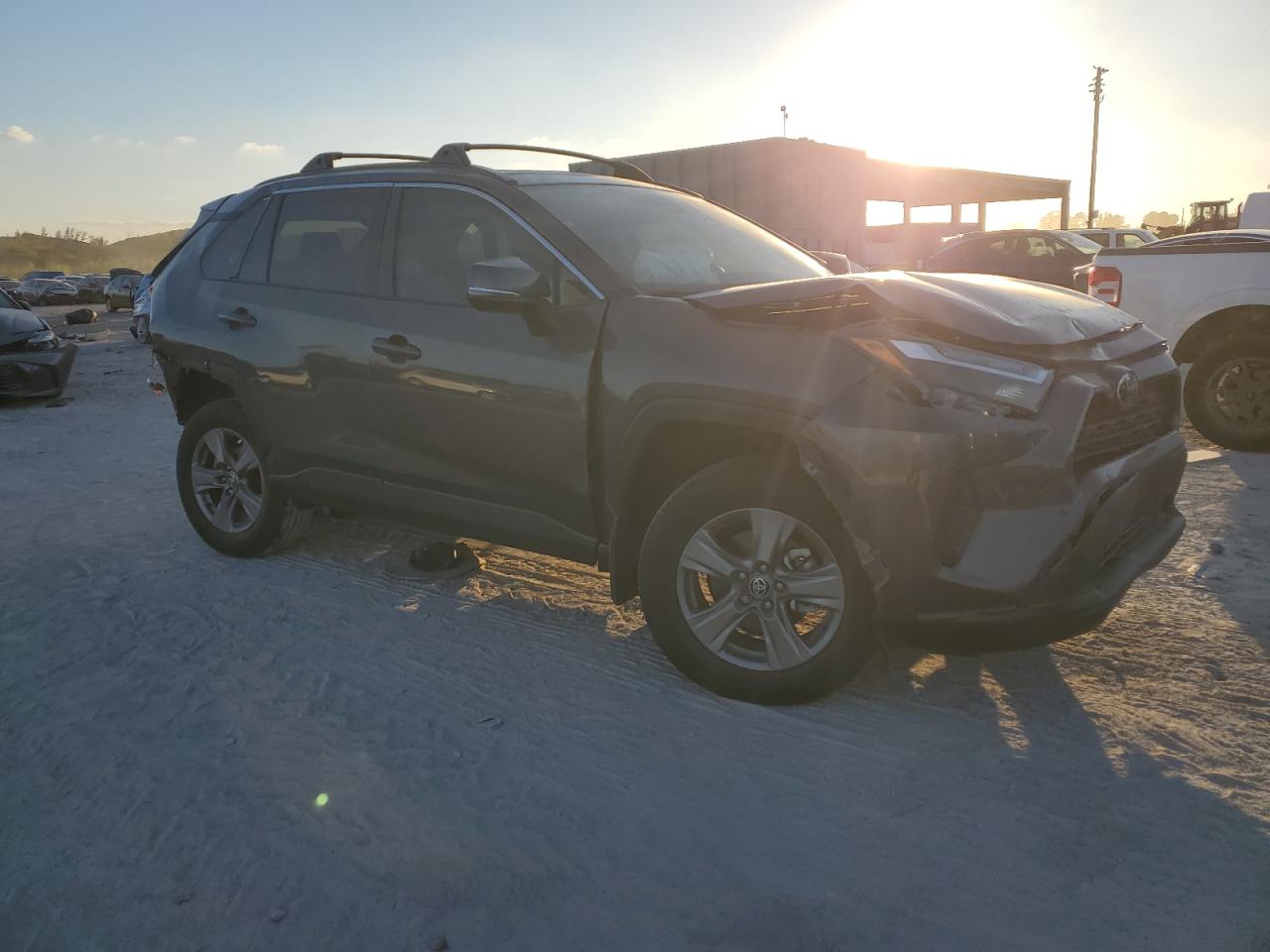 2024 Toyota RAV 4 VIN 2T3W1RFV0RC253585 Copart auction photo, rear end / front end damage thumbnail 4