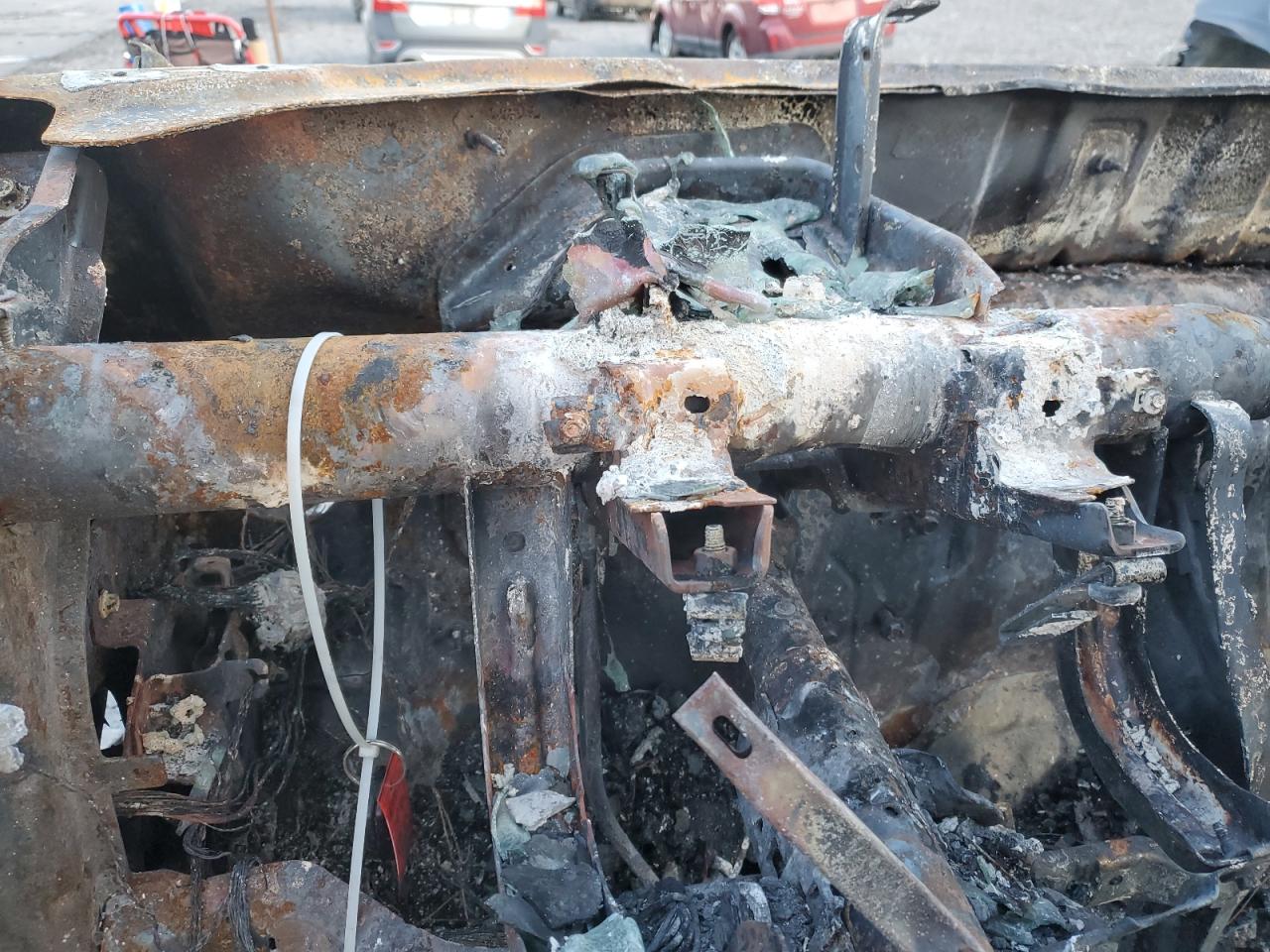 2013 Ford F-150 VIN 1FTFW1ET8DFC96941 Copart auction photo, burn / burn - engine damage thumbnail 9
