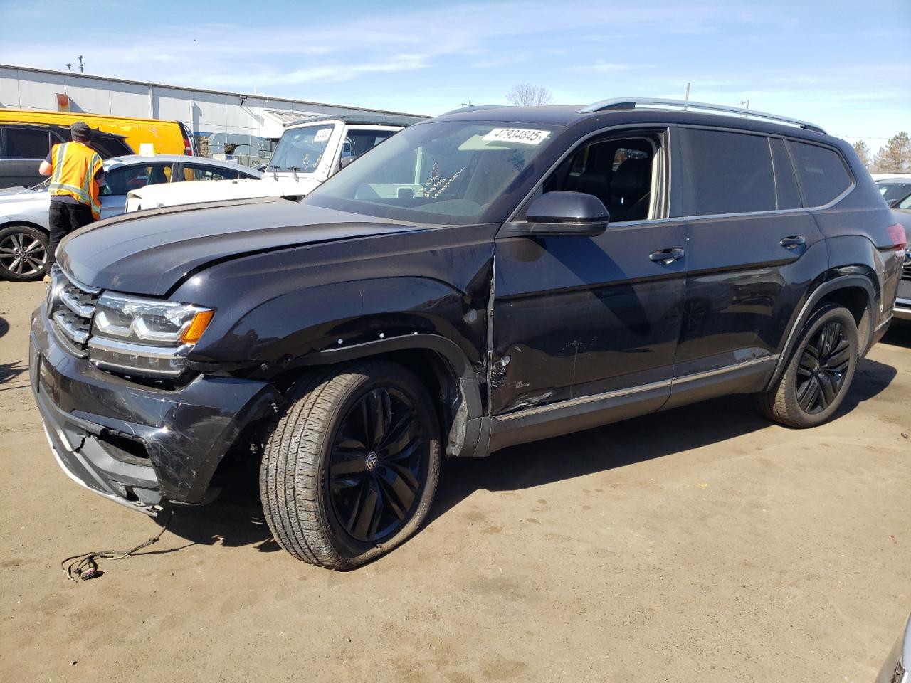 2019 Volkswagen Atlas VIN 1V2MR2CA2KC596056