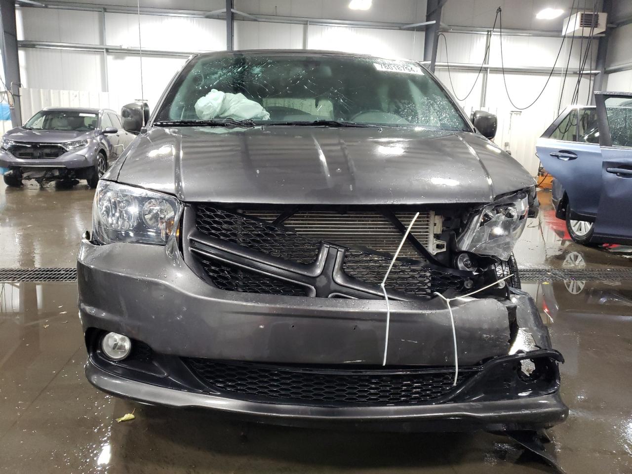2019 Dodge Caravan VIN 2C4RDGEG2KR674234 Copart auction photo, front end damage thumbnail 5