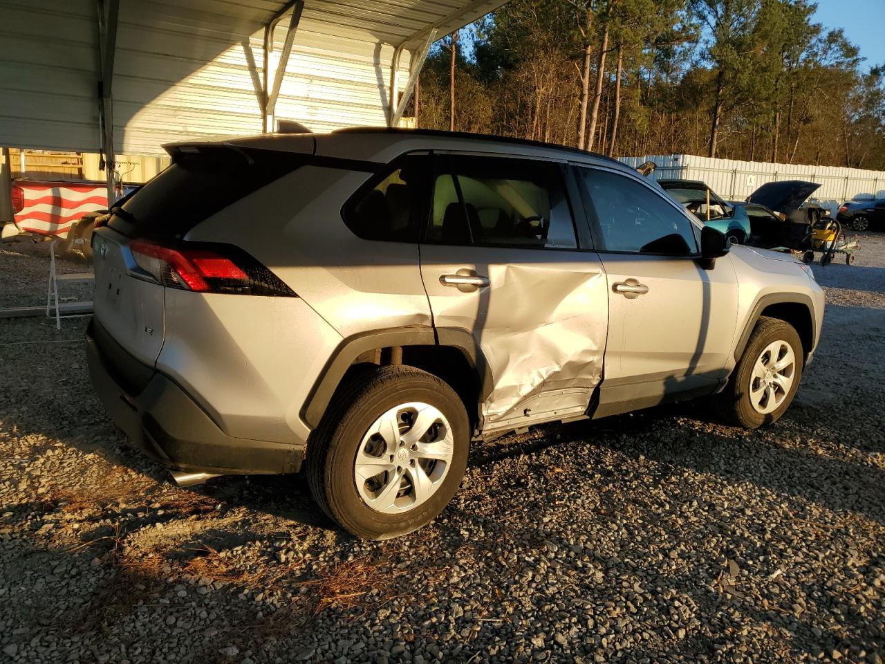 2020 Toyota RAV 4 VIN 2T3H1RFV4LC045094 Copart auction photo, side damage thumbnail 3