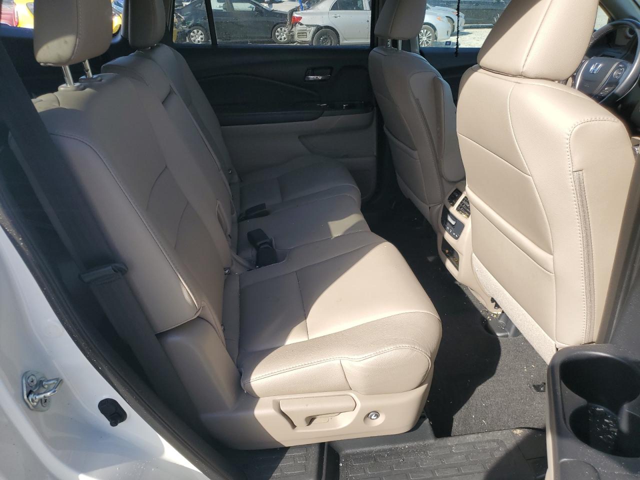 2017 Honda Pilot VIN 5FNYF6H52HB035592 Copart auction photo, top/roof damage thumbnail 11