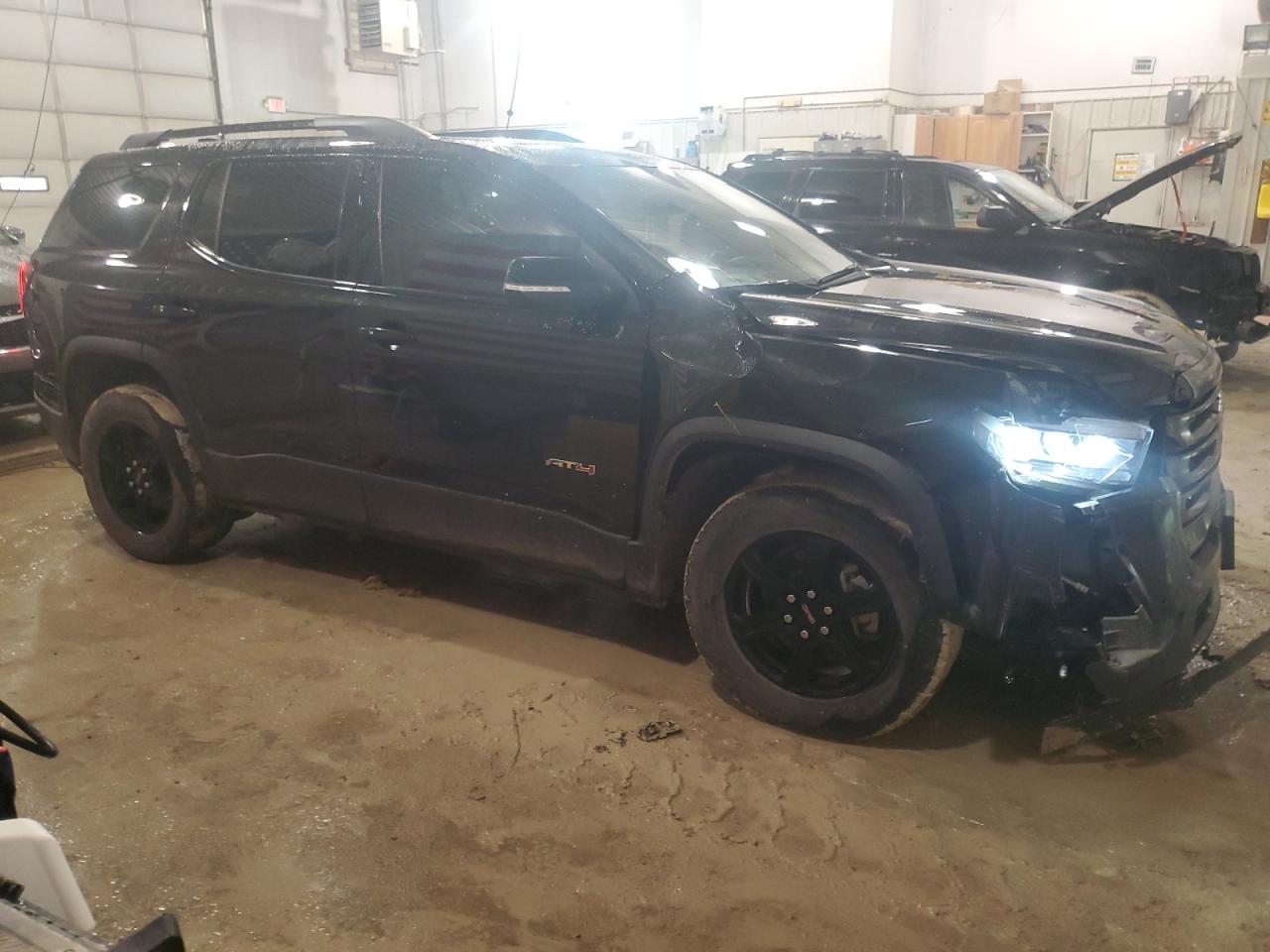2020 GMC Acadia VIN 1GKKNLLS2LZ106334 Copart auction photo, front end / side damage thumbnail 4