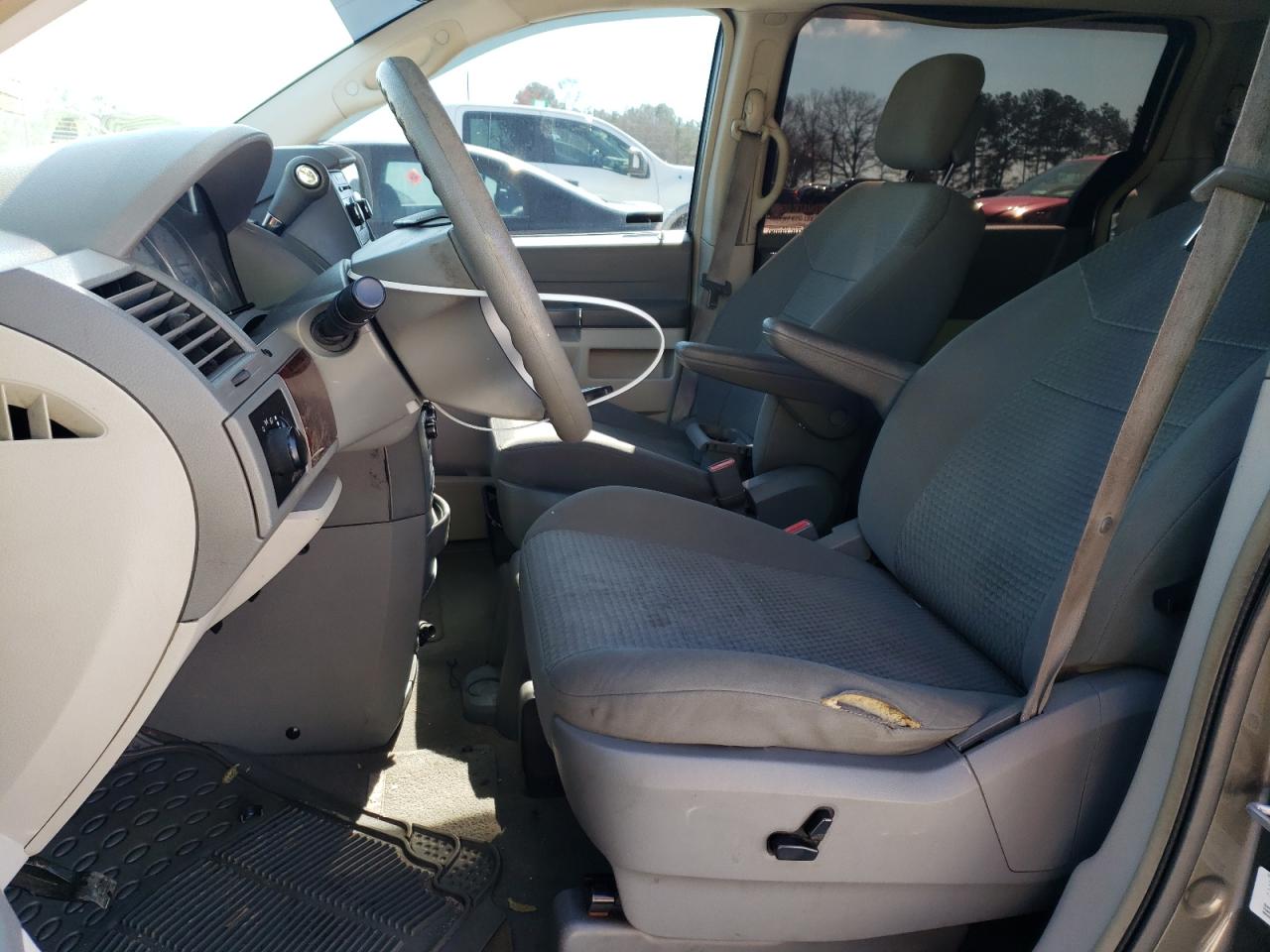 2010 Chrysler Town & Country VIN 2A4RR4DE0AR309771 Copart auction photo, side / all over damage thumbnail 7