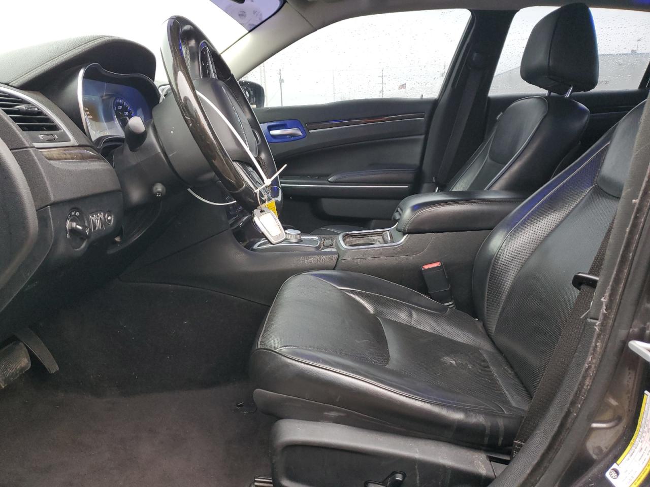 2018 Chrysler 300 VIN 2C3CCAKG1JH216686 Copart auction photo, front end / side damage thumbnail 7
