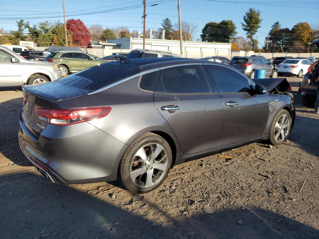 2018 KIA Optima VIN 5XXGW4L2XJG201650 Copart auction photo, front end damage thumbnail 3