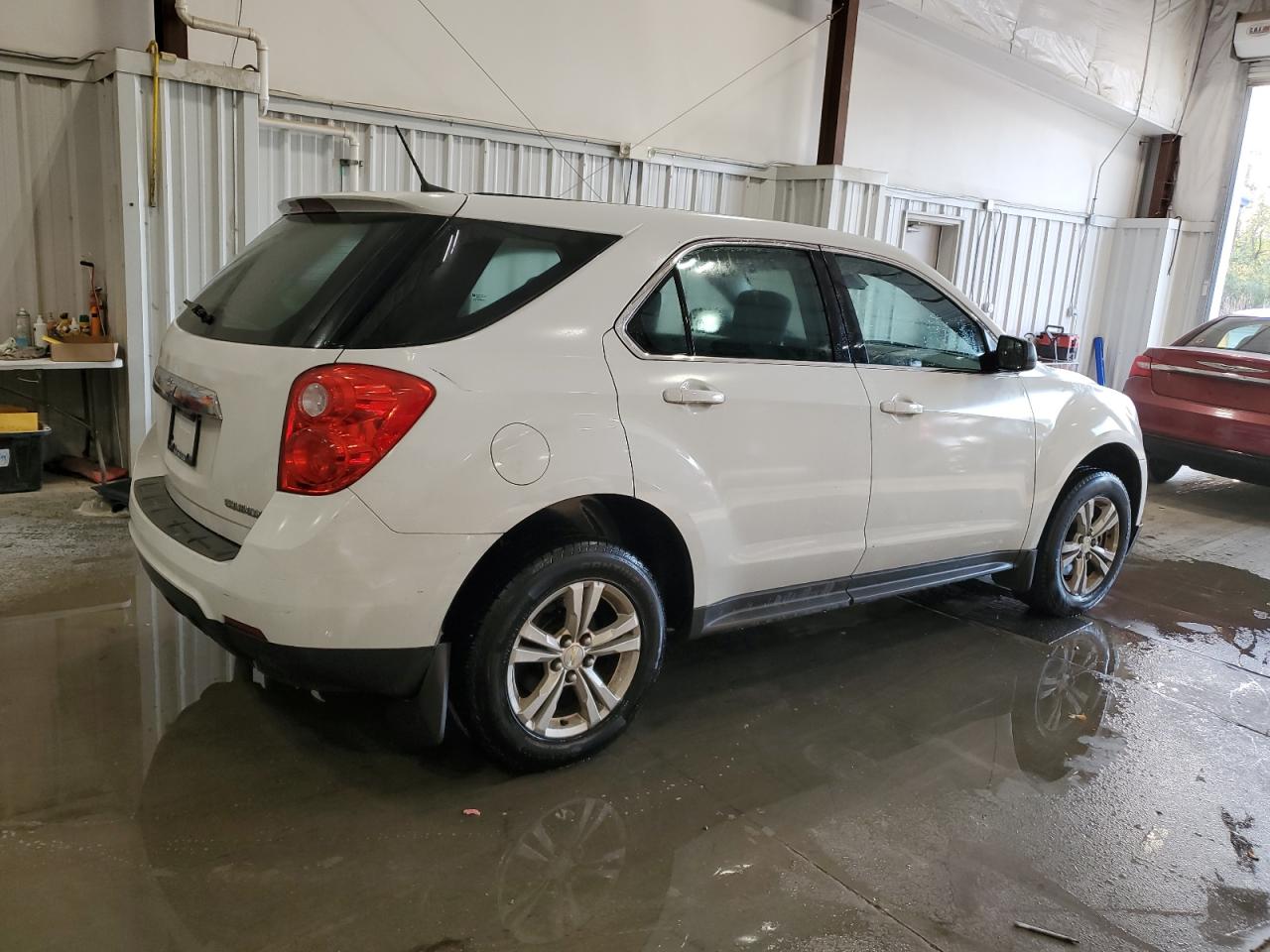 2014 Chevrolet Equinox VIN 2GNALAEK3E1142065 Copart auction photo, normal wear damage thumbnail 3