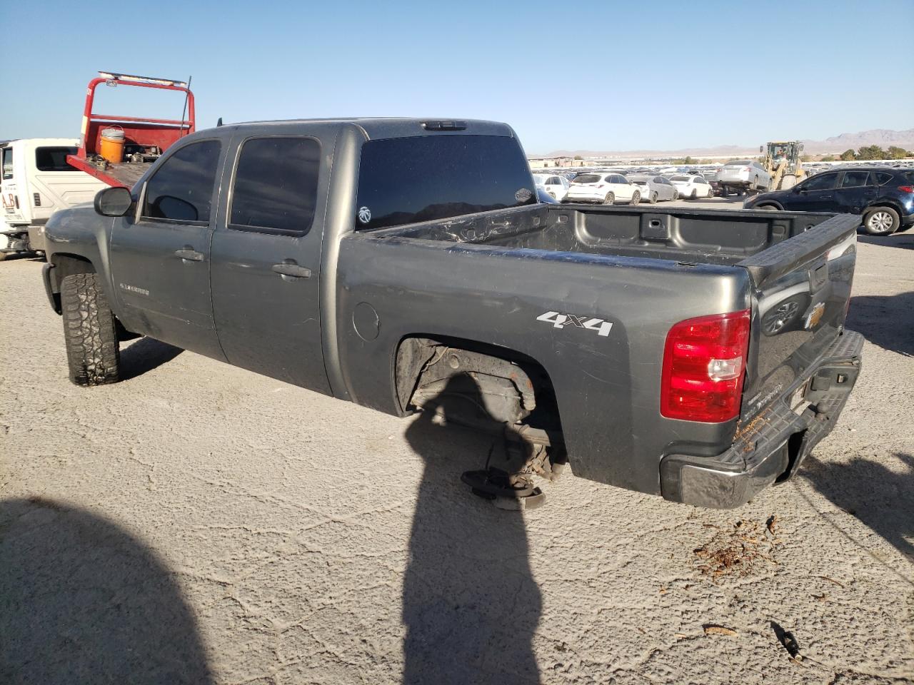 2011 Chevrolet Silverado VIN 3GCPKREA0BG184532 Copart auction photo, rear end damage thumbnail 2
