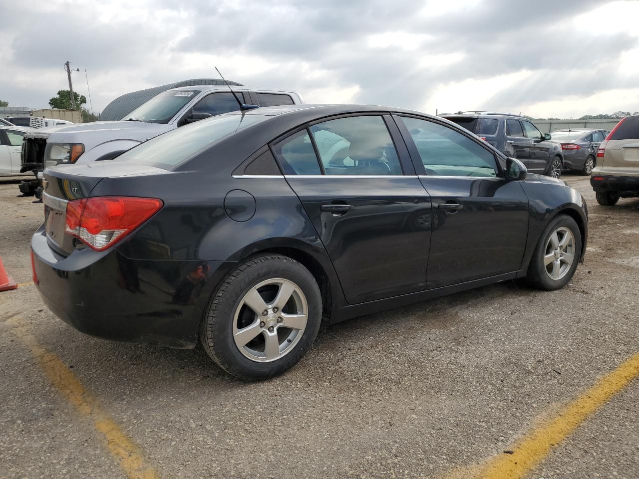 2014 Chevrolet Cruze VIN 1G1PC5SB0E7199172 Copart auction photo, side / mechanical damage thumbnail 3