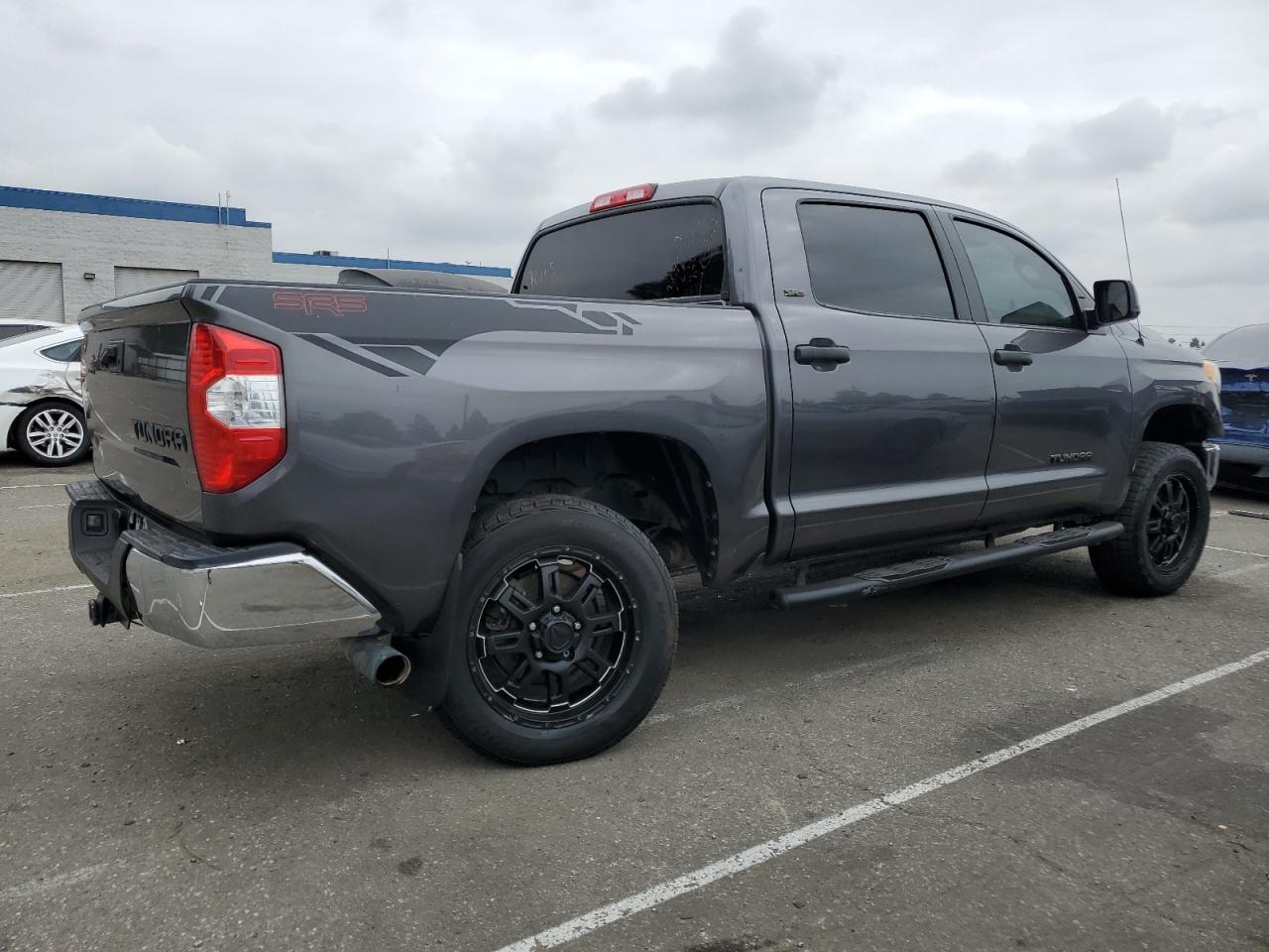 2016 Toyota Tundra VIN 5TFEM5F17GX101920 Copart auction photo, rear end / undercarriage damage thumbnail 3
