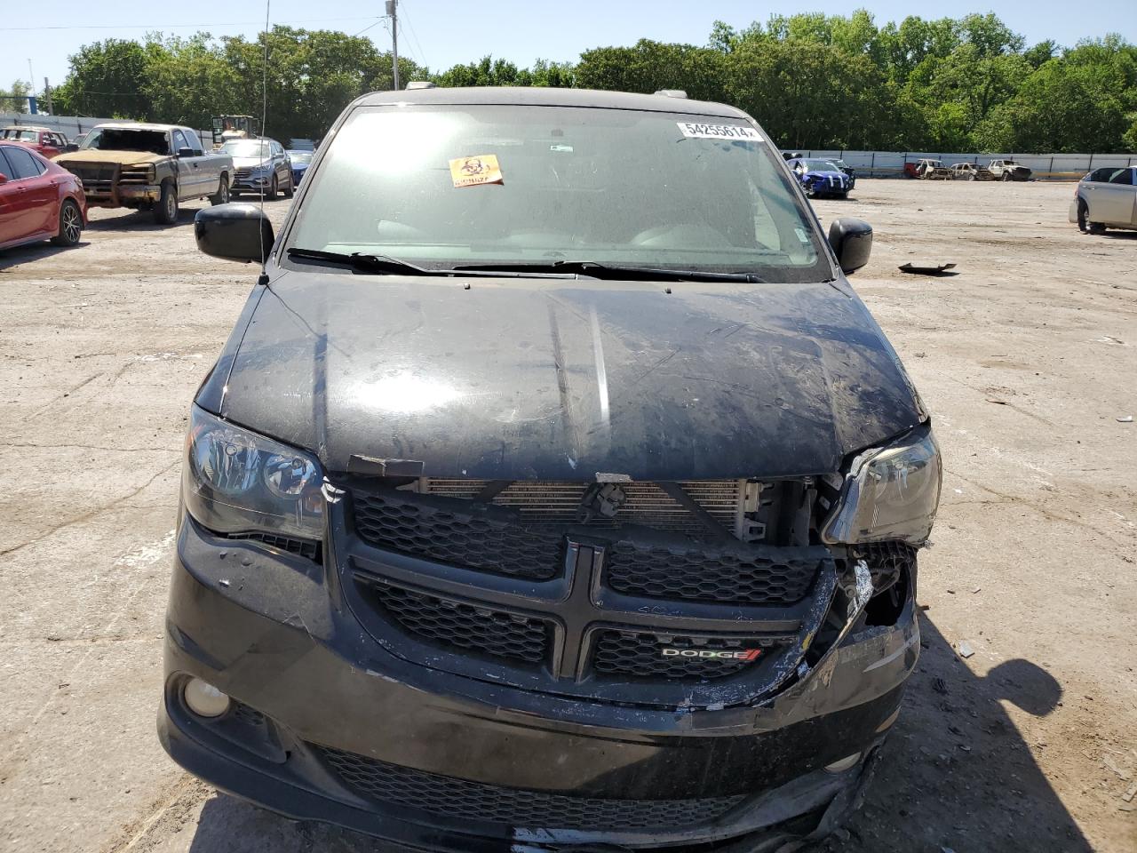 2017 Dodge Caravan VIN 2C4RDGEG2HR807521 Copart auction photo, biohazard/chemical / front end damage thumbnail 5