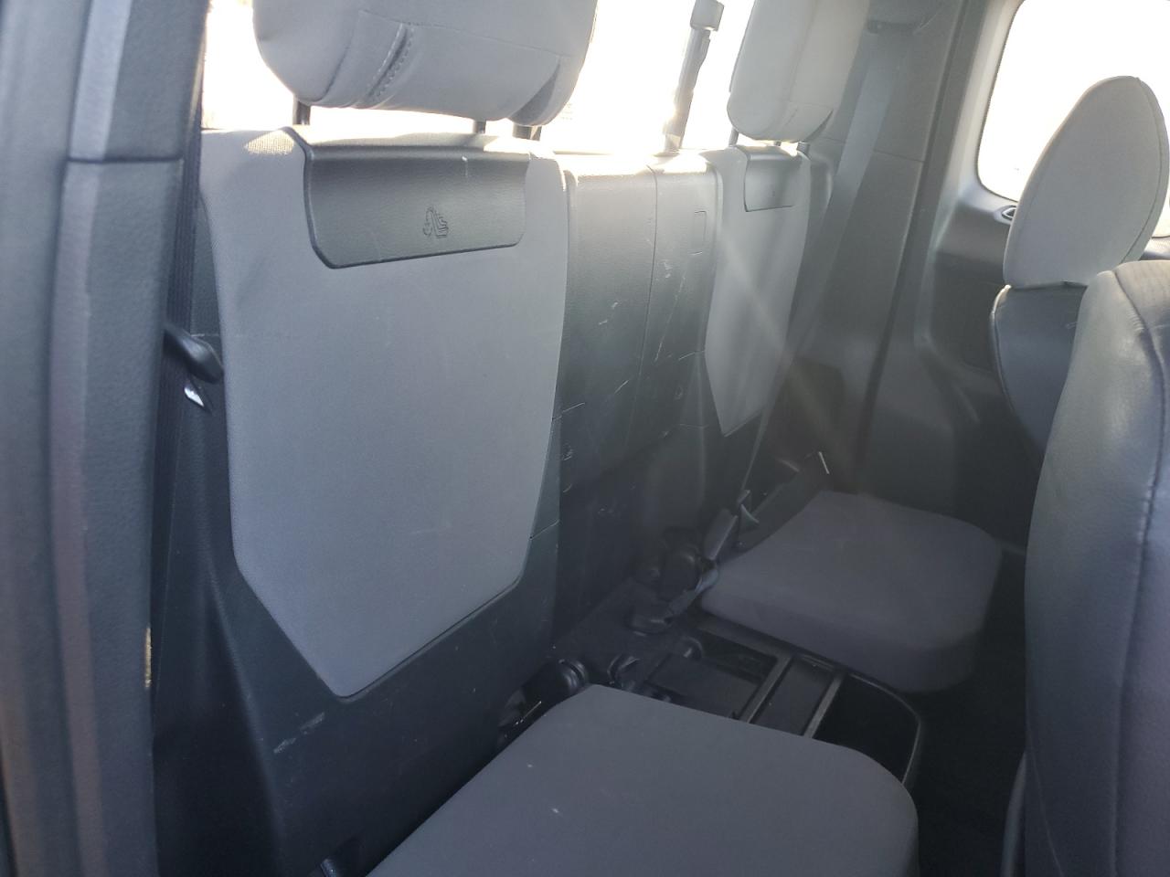 2016 Toyota Tacoma VIN 5TFRX5GN1GX055639 Copart auction photo, front end damage thumbnail 10