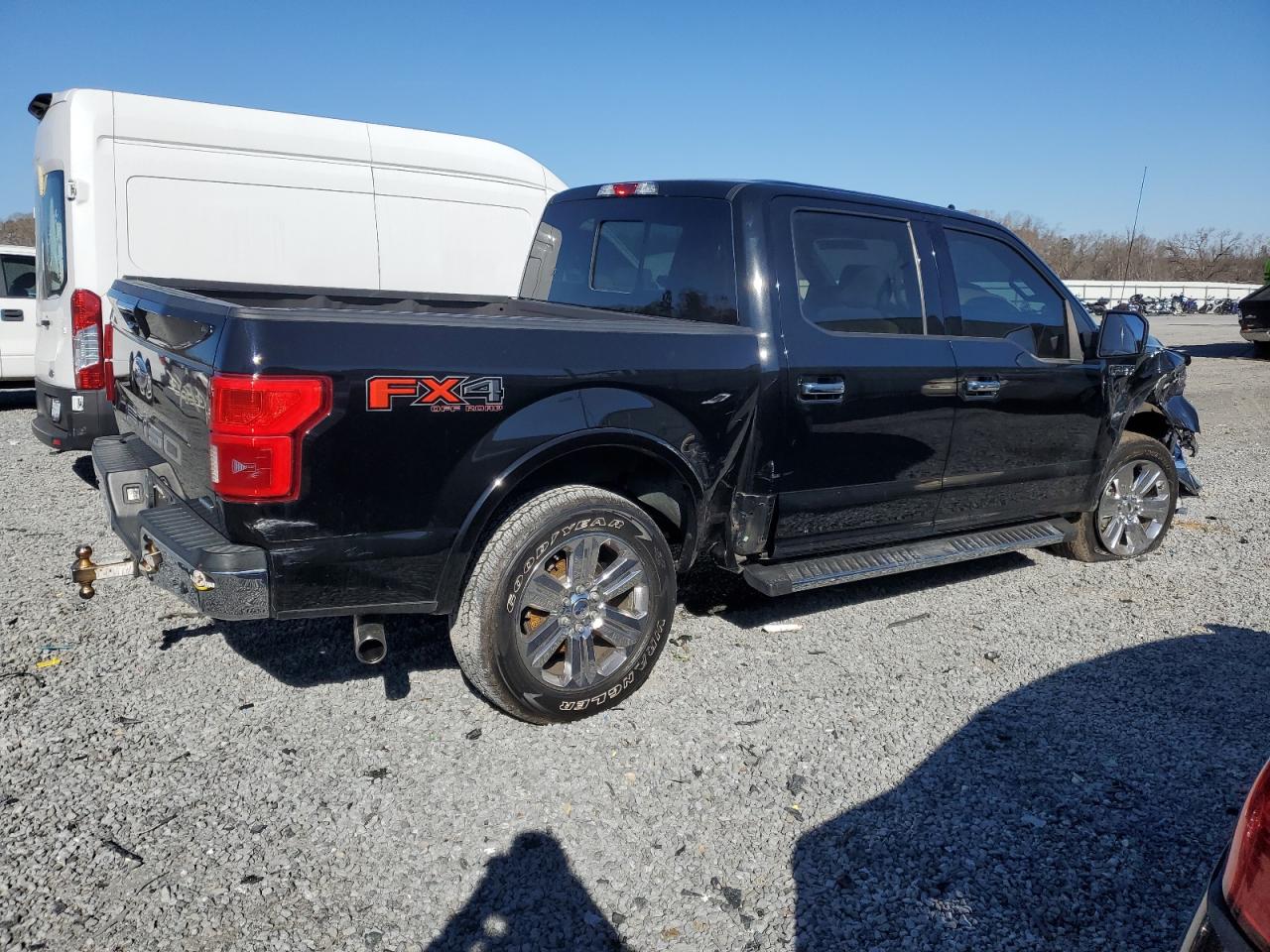 2018 Ford F-150 VIN 1FTEW1EG2JFC22635 Copart auction photo, front end / rear end damage thumbnail 3