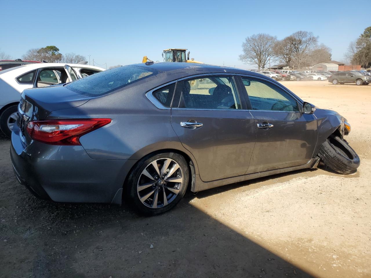 2016 Nissan Altima VIN 1N4AL3AP2GC178046 Copart auction photo, front end / side damage thumbnail 3