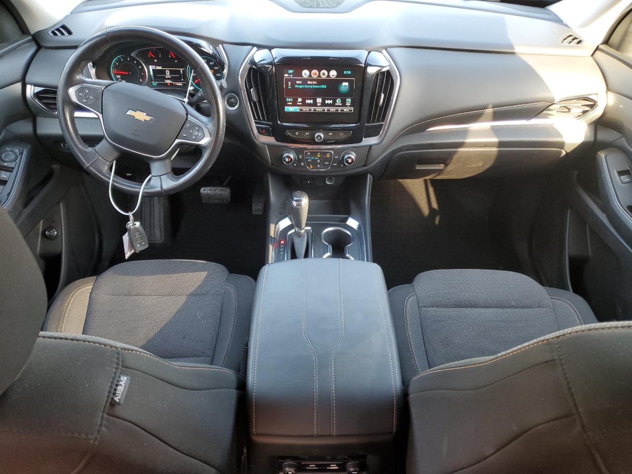 2018 Chevrolet Traverse VIN 1GNERGKW8JJ165478 Copart auction photo, side / minor dent/scratches damage thumbnail 8