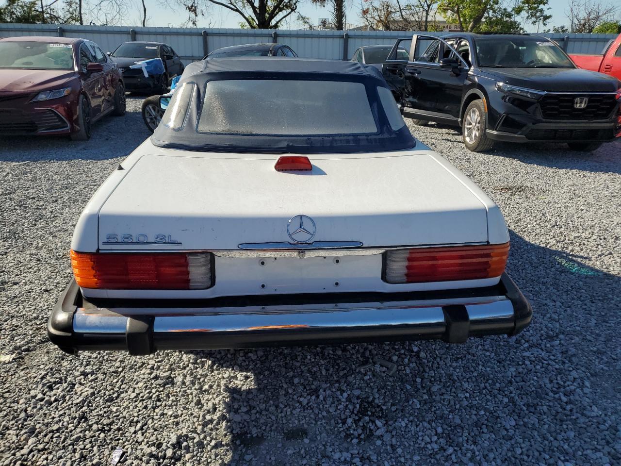 1987 Mercedes-Benz SL-klasse VIN WDBBA48D1HA058580 Copart auction photo, mechanical damage thumbnail 6