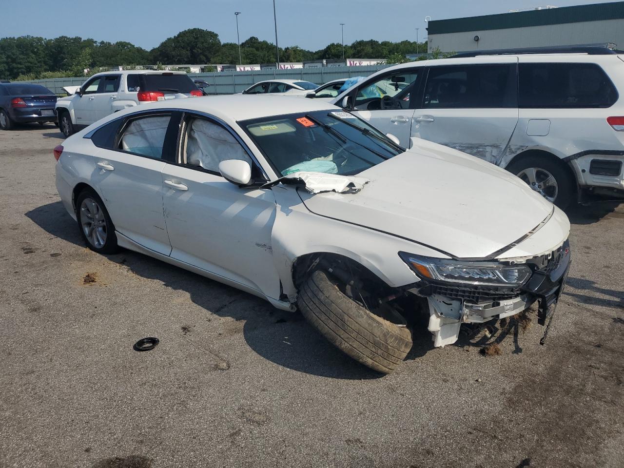 2020 Honda Accord VIN 1HGCV1F14LA101059 Copart auction photo, front end / minor dent/scratches damage thumbnail 4