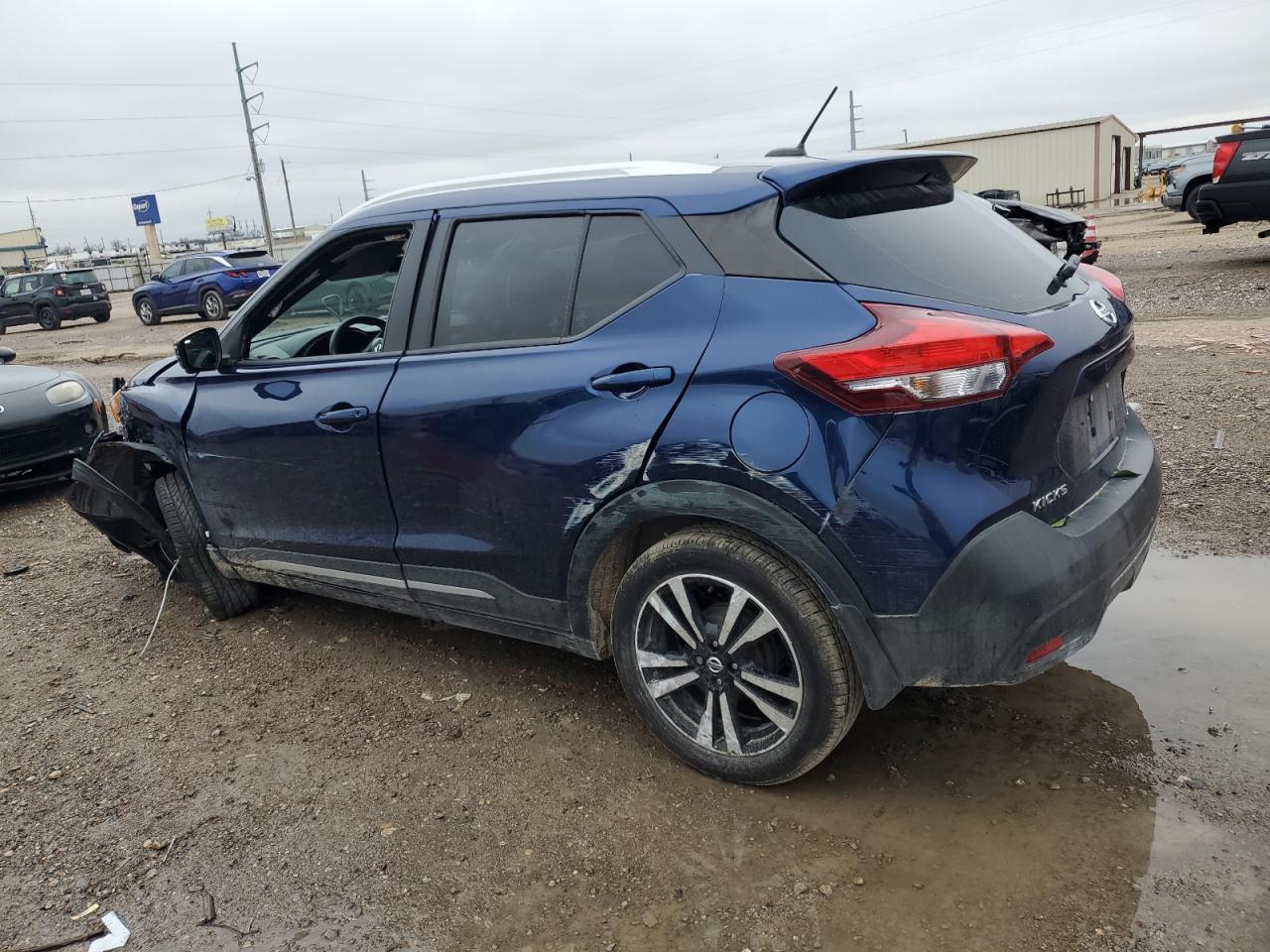 2019 Nissan Kicks VIN 3N1CP5CU8KL532707 Copart auction photo, all over damage thumbnail 2