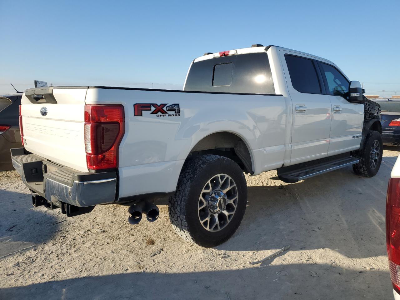 2021 Ford F250 VIN 1FT8W2BT5MED19455 Copart auction photo, front end / side damage thumbnail 3